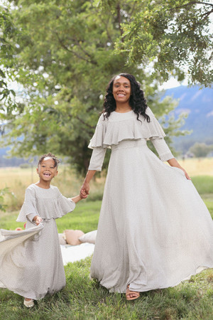 Flower Girl Guide - Girls Dresses for Weddings