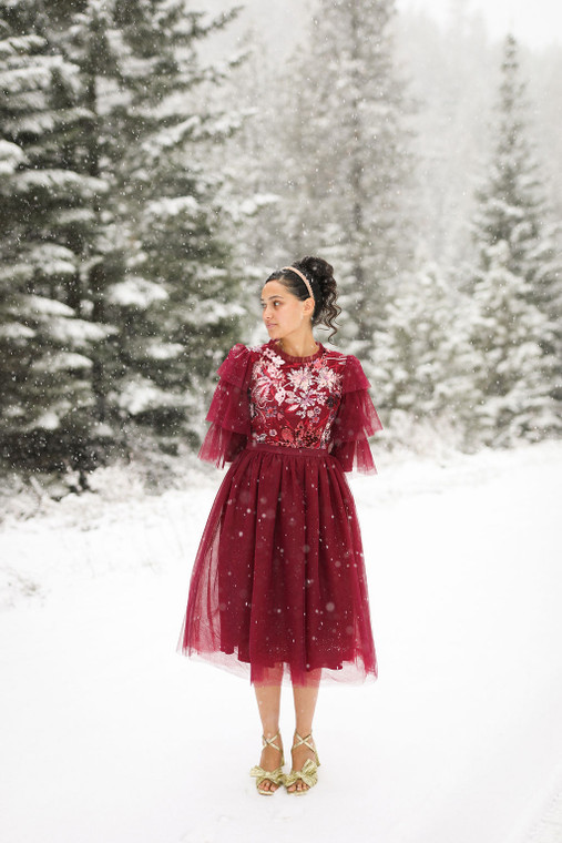 christmas dress women modest Sparkle: Modest Christmas Outfit Ideas for a Joyful Holiday
