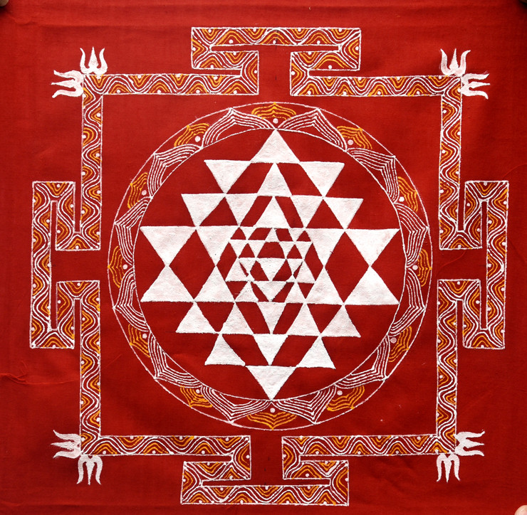 Aipan art Maha Laxmi Sri yantra (ART_9027_75155) - Handpainted Art Painting - 12in X 12in