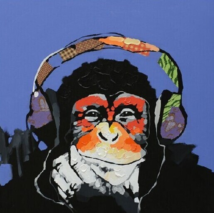 Monkey,Gorila,Brilliant Animal,Listening Music