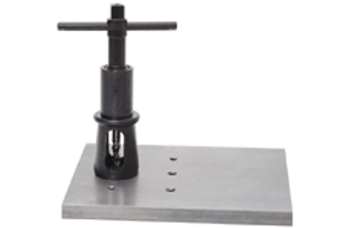 Self-Aligning Hand Tapper & Reamer Self-Aligning Hand Tapper & Reamer