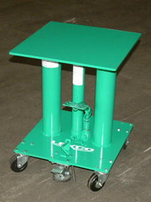 Lexco 300 lb Capacity Foot Operated Hydraulic Lift Table - 492227