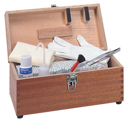 Mitutoyo Maintenance Kit for Gage Block Series 516 - 516-650E Mitutoyo Maintenance Kit for Gage Block Series 516 - 516-650E