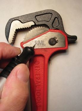 General Tools & Instruments Cordless Engraver, Black