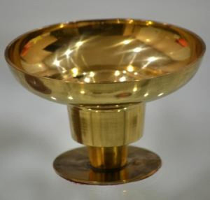 Brass Taper and Pillar Candle Holder 4.75"D 3"H Brass Taper and Pillar Candle Holder 4.75"D 3"H