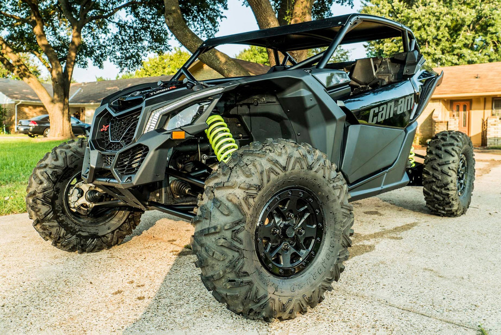 2017 Can-Am Maverick X3 X rs, S3 Racing / Manny Fresh Esquivel