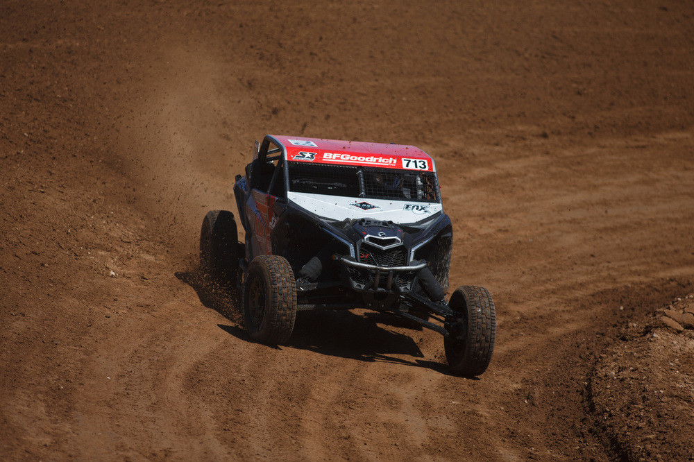 2017 Can-Am Maverick X3 X rs, Axis Metal Design / Eliott Watson