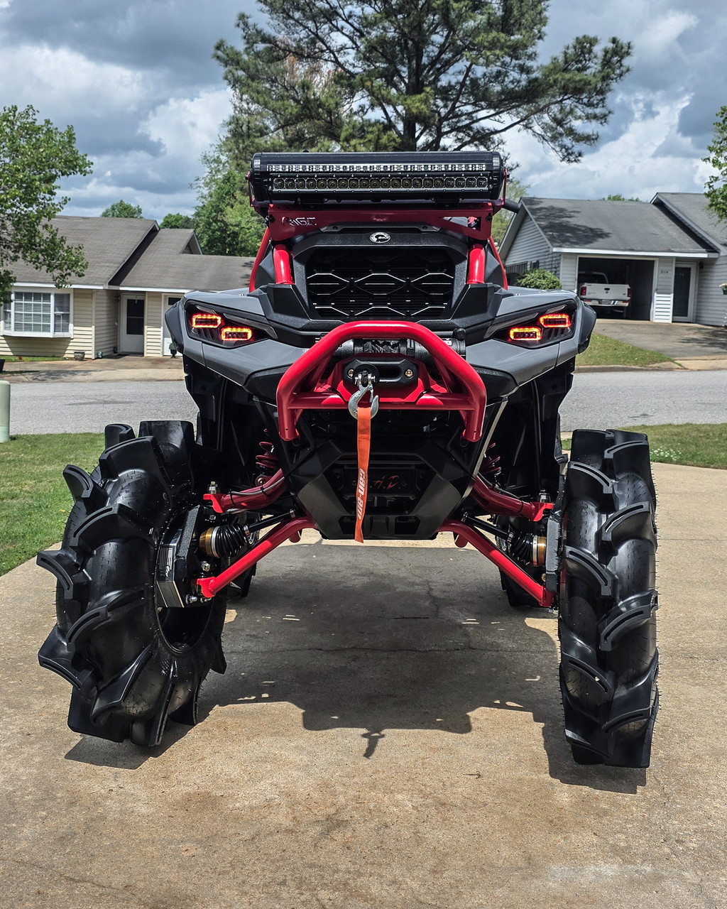 2026 Can-Am Outlander (Gen 3) 1000R , Gray / Red