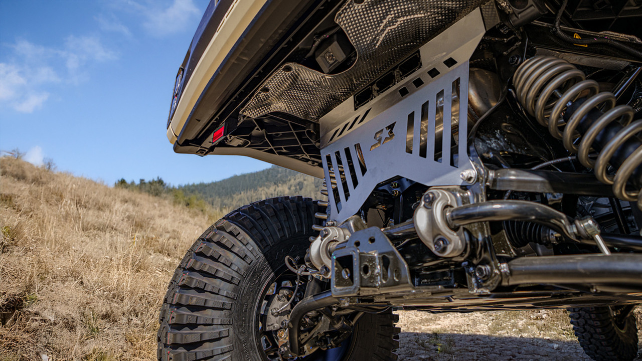 Protecting the Rear of the Can-Am Defender HD11