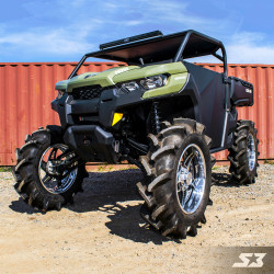 2017 Can-Am Defender HD10, Green / Black