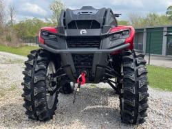 2024 Can-Am Outlander, on 33" EFX Tires