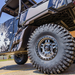 2024 Can-Am Defender Black / White, Big Tex Trailers
