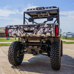 2024 Can-Am Defender Black / White, Big Tex Trailers