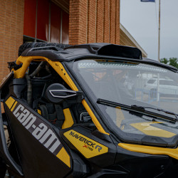 2025 Can-Am Maverick R, Black / Yellow