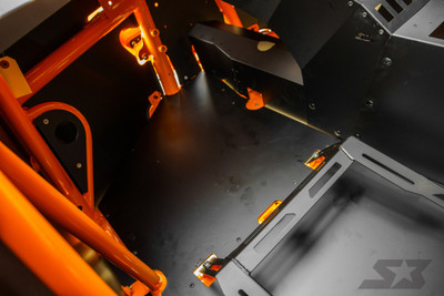 2023 Can-Am Maverick X3 Short Course Chassis, Orange / White / Black