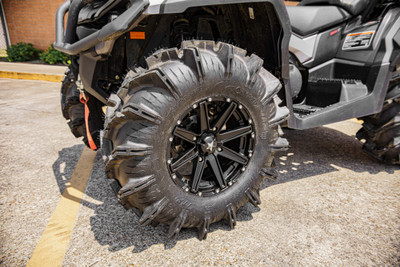 2023 Can-Am Outlander XT Max Grey / Black 2023 Can-Am Outlander XT Max Grey / Black