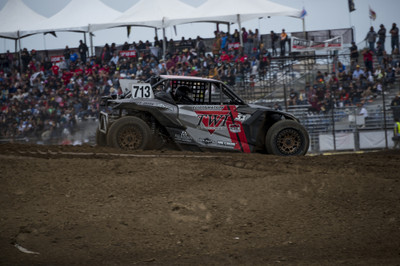2017 Can-Am Maverick X3 X rs, Axis Metal Design / Eliott Watson