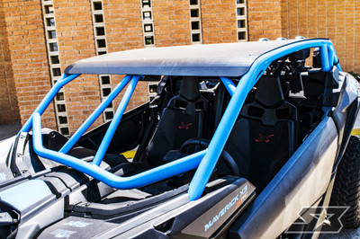 2018 Can-Am Maverick X3 X rc 64 Model, Black / Octane Blue 2018 Can-Am Maverick X3 X rc 64 Model, Black / Octane Blue