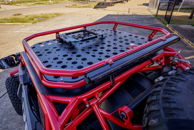 2025 Can-Am Maverick R, Blue / Red 2025 Can-Am Maverick R, Blue / Red