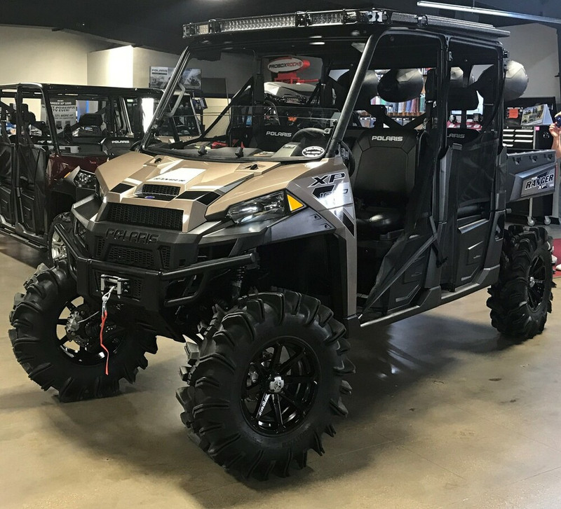 2017 Polaris Ranger Crew XP 1000, Black / Nara Bronze 2017 Polaris Ranger Crew XP 1000, Black / Nara Bronze