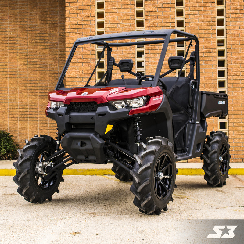2018 Can-Am Defender HD8, Red / Black 2018 Can-Am Defender HD8, Red / Black