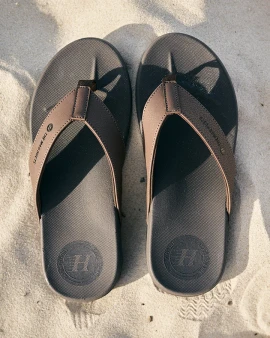 Laid Back - Wide Strape Thongs