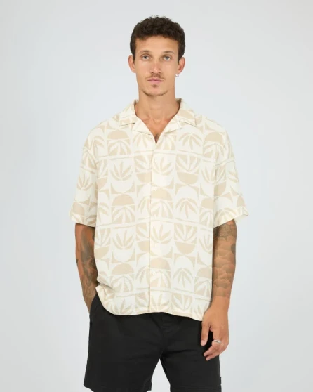 Hour Glass S/S Shirt