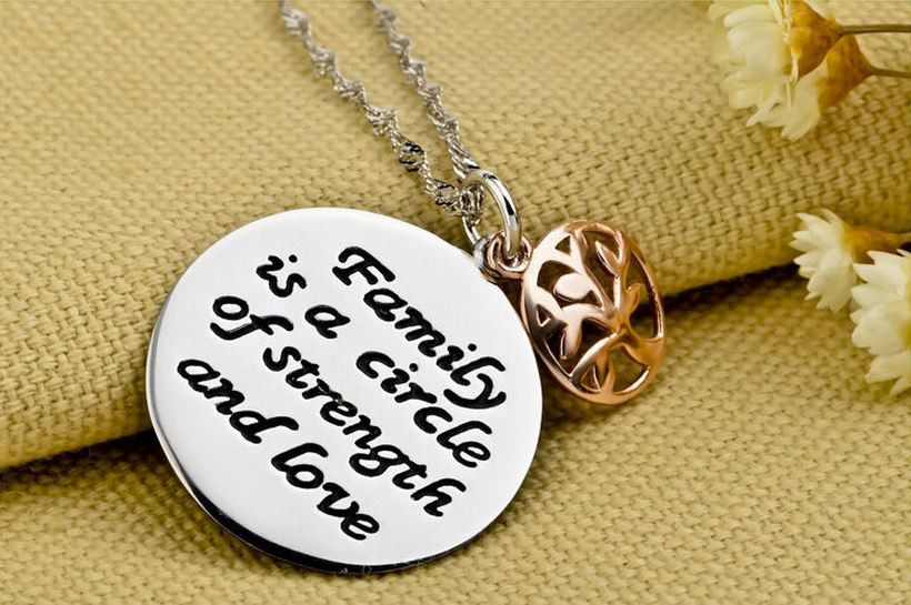 925 SILVER FAMILY IS A CIRCLE NECKLACE - Cleopatra Bling