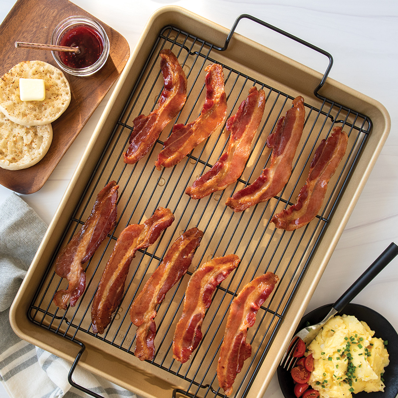 Extra Large Oven Crisp Baking Tray - Nordic Ware