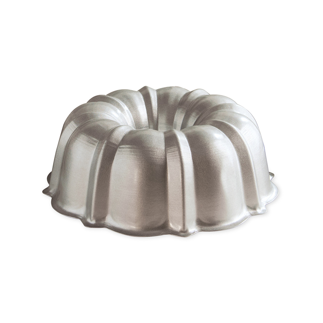 Treat™ 12 Cup Bundt® Pan - Nordic Ware