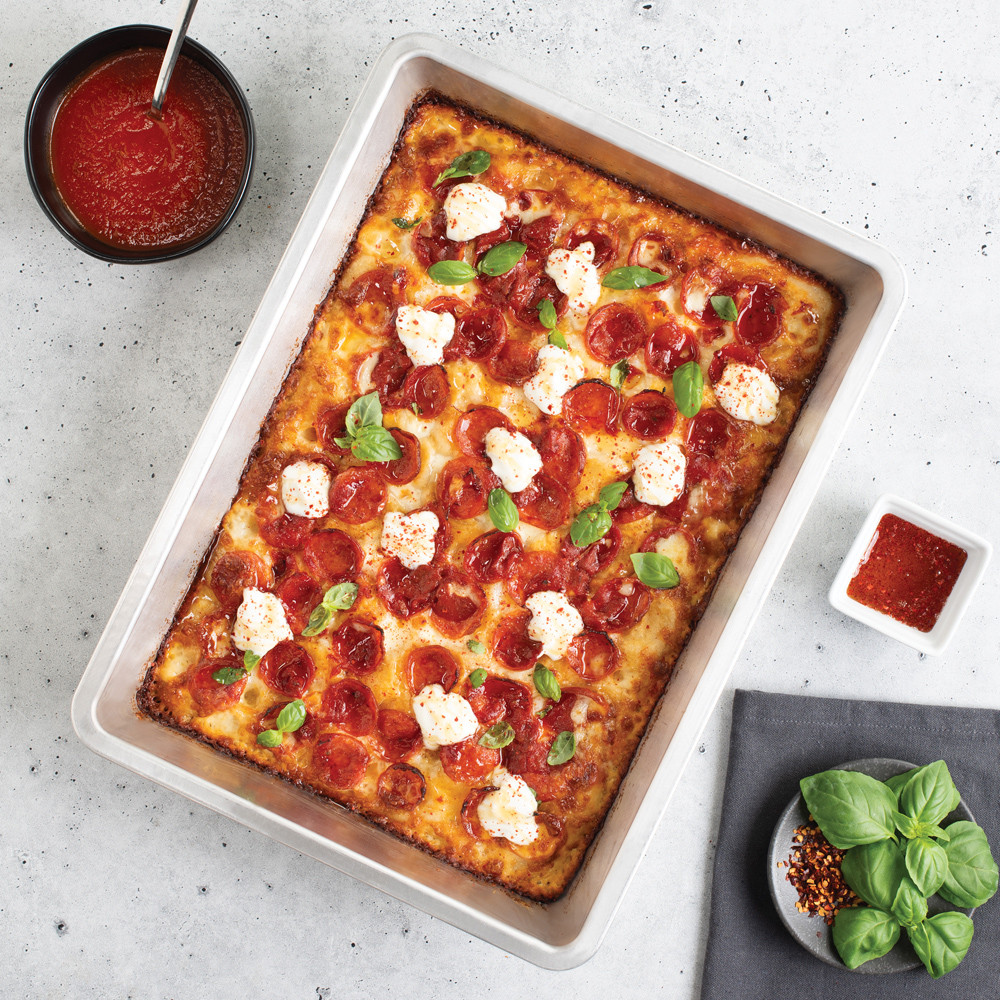 Nordic Ware Detroit Pizza Pan - Thumbnail 2