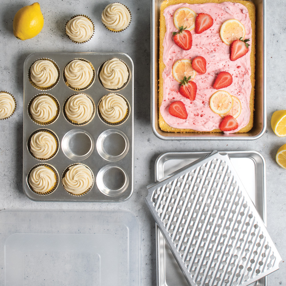 Naturals® Bakeware 5 Piece Bake & Store Set - Nordic Ware
