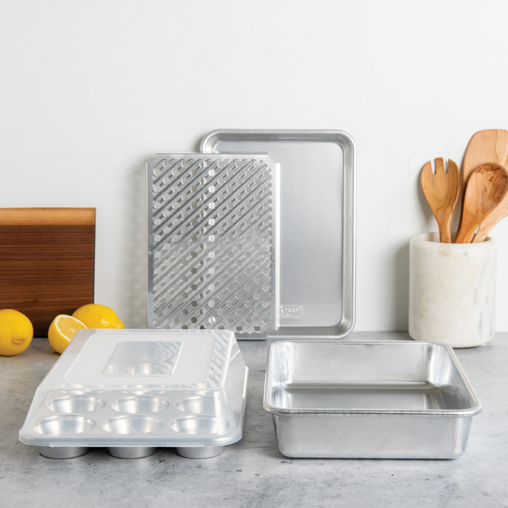 Naturals® Bakeware 5 Piece Bake & Store Set - Nordic Ware