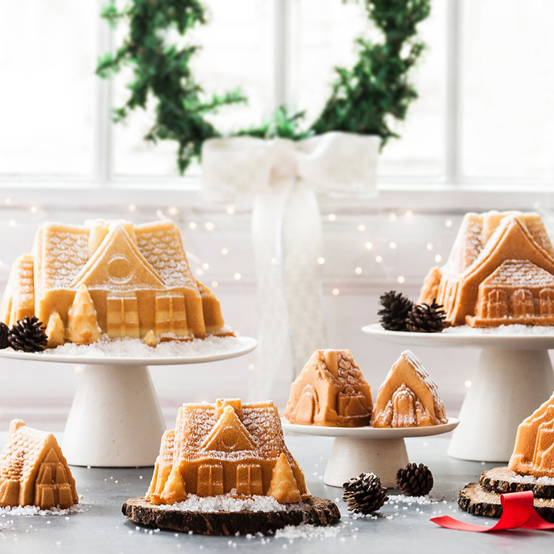 Gingerbread House Duet Pan - Nordic Ware