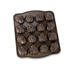 Nordic Ware aluminum autumn cakelet pan with 6 leaf-shaped molds, bronze nonstick interior finish