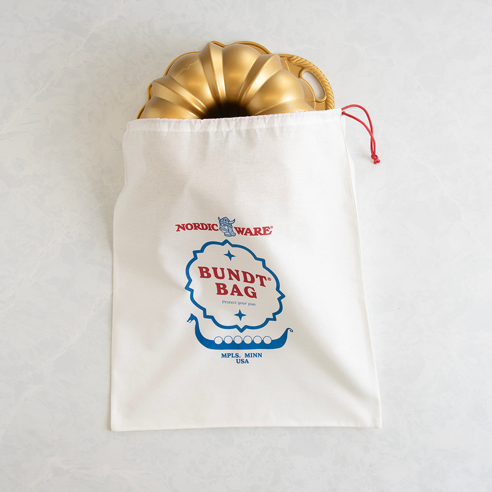 Nordic Ware Bundt Storage Tote