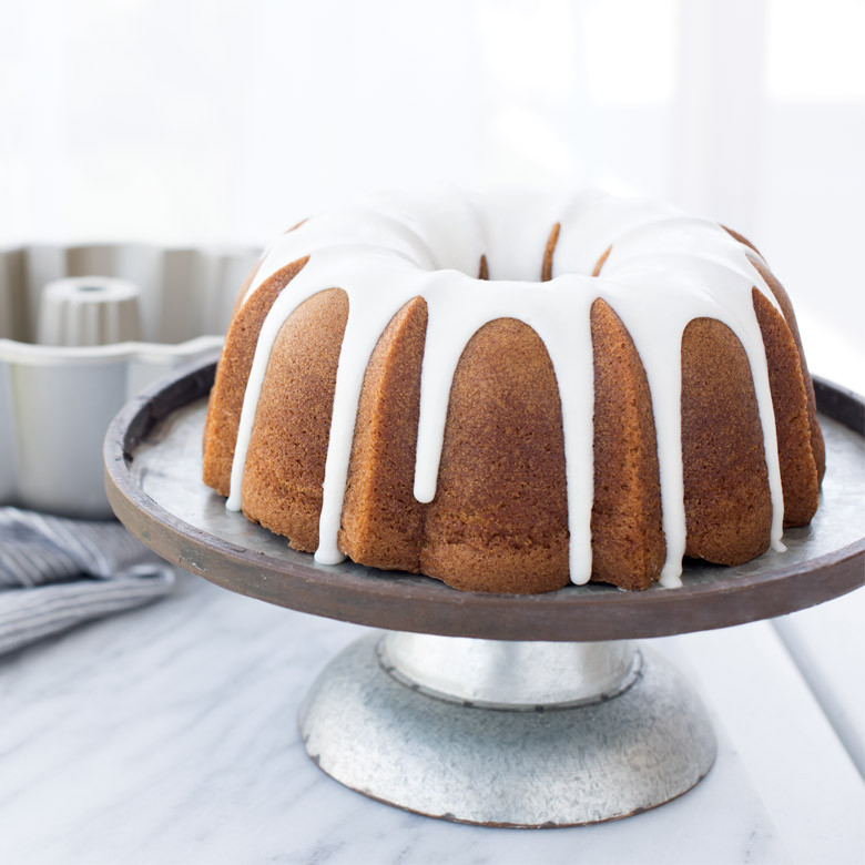 Silver Anniversary Bundt® Pan | Cast Aluminum Bakeware | Nordic Ware