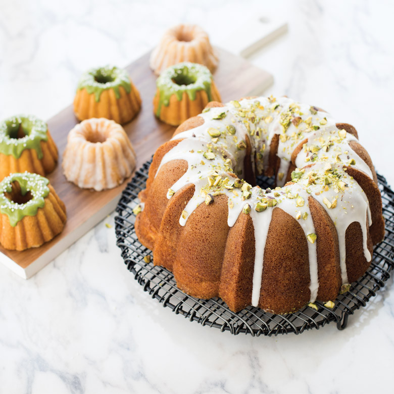 Silver Anniversary Bundt® Pan | Cast Aluminum Bakeware | Nordic Ware
