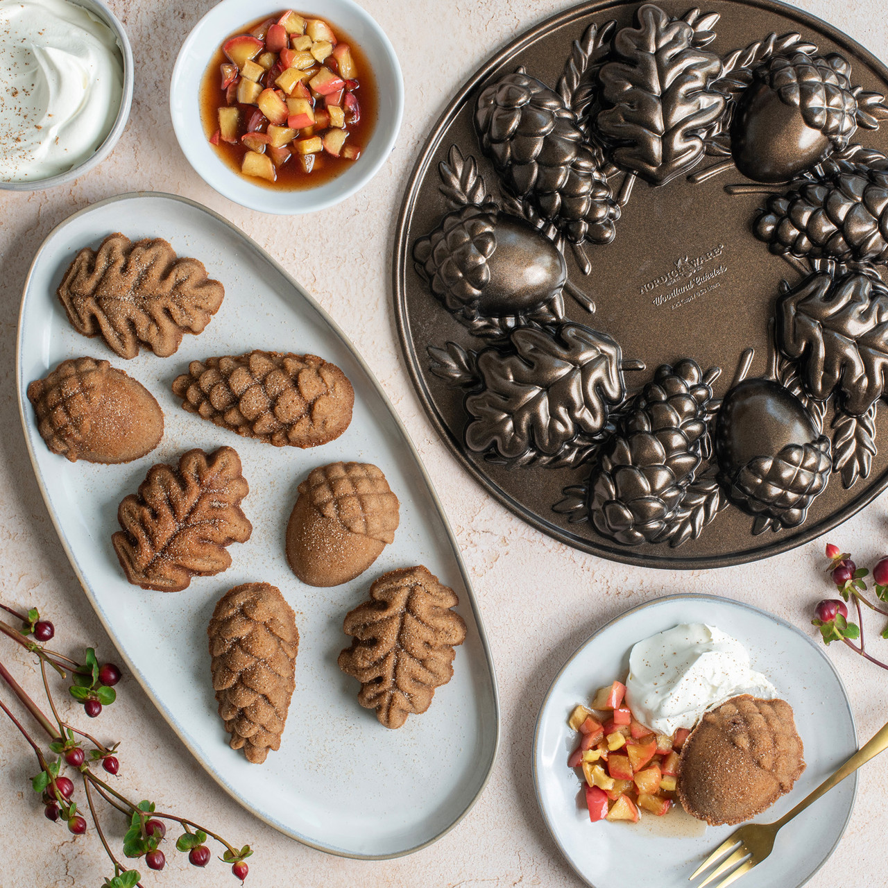 Woodland Cakelet Pan | Mini Cake Pans | Fall Bakeware | Nordic Ware