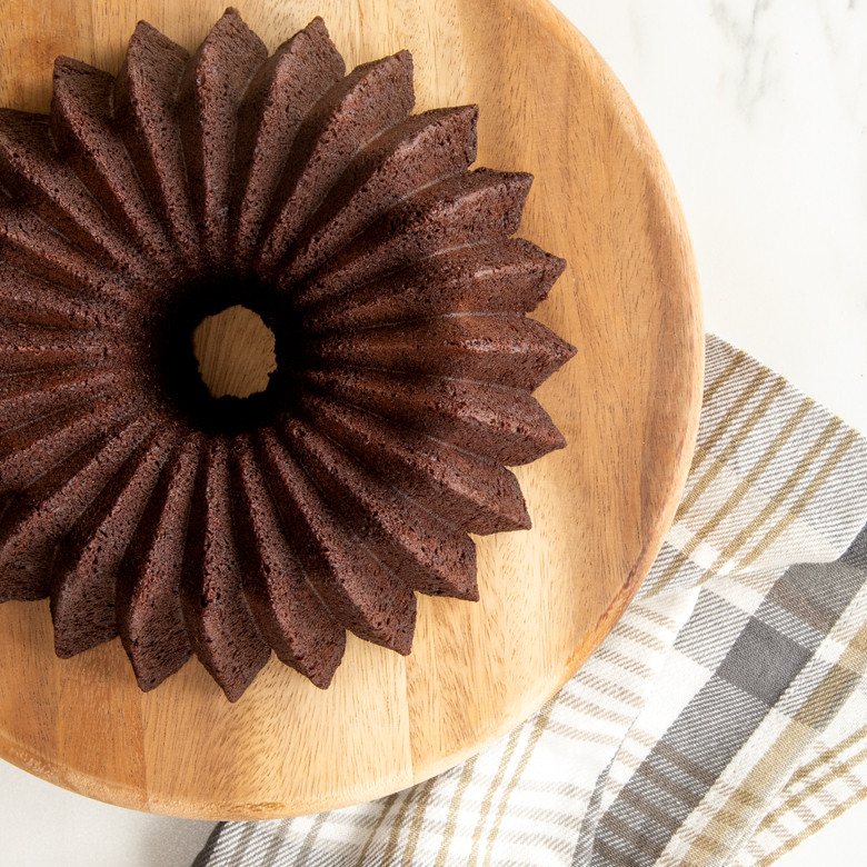 5 Cup Brilliance Bundt® Pan | Cast Aluminum Bakeware | Nordic Ware