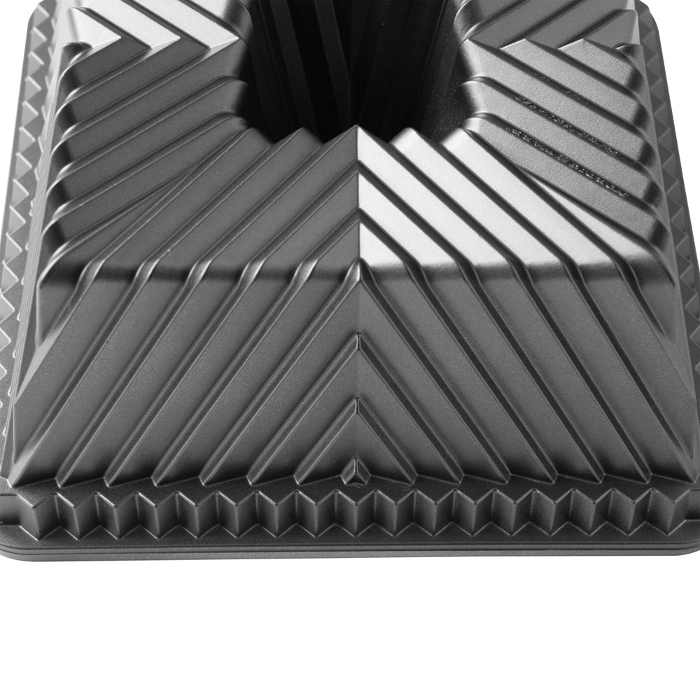 Interior closeup of Bundt Squared Pan