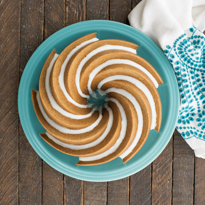 Heritage Bundt® Pan | Cast Aluminum Bakeware | Nordic Ware