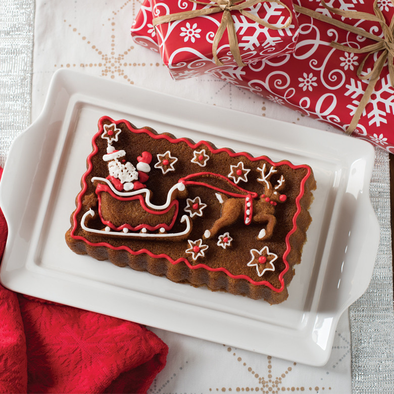 Santa's Sleigh Loaf Pan | Holiday Bakeware | Christmas Baking Pans