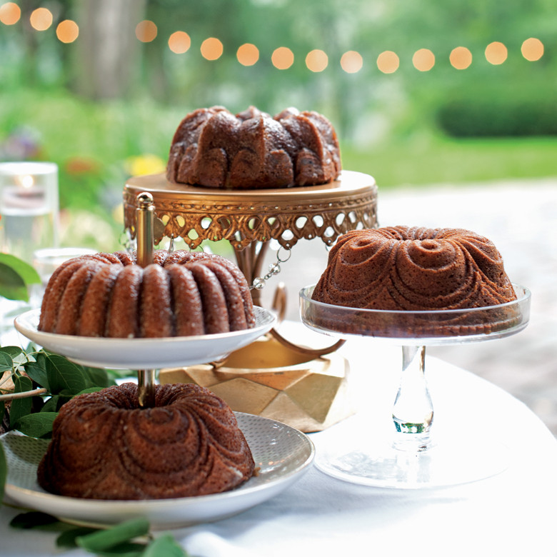 【新品】Nordic Ware Bundt Quartet Mini Cake 9 Cup Bundt® Quartet Pan | Cast Aluminum Bakeware | Nordic Ware