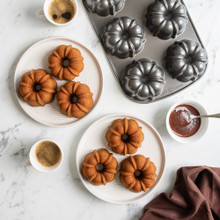 Classic Bundtlette® Cake Pan | Cast Aluminum Bakeware | Nordic Ware