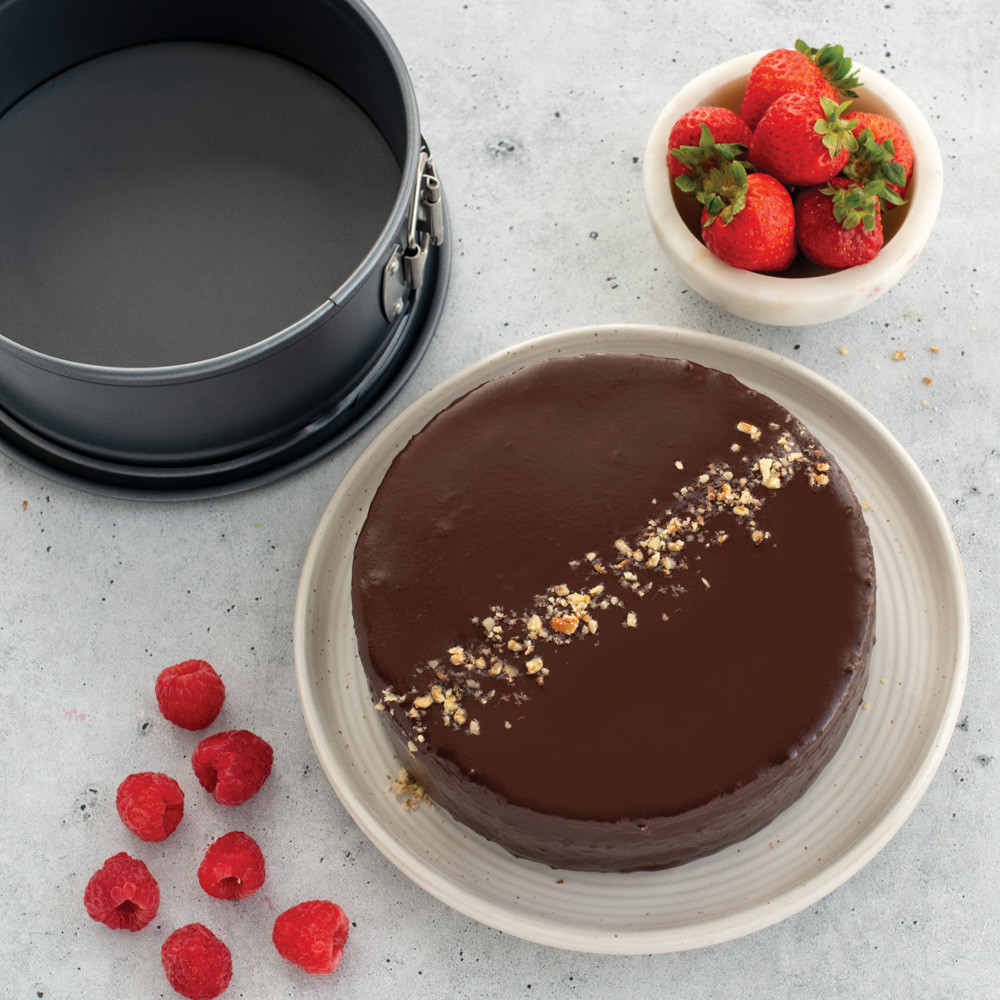7” Springform Pan | Nonstick Bakeware | Nordic Ware