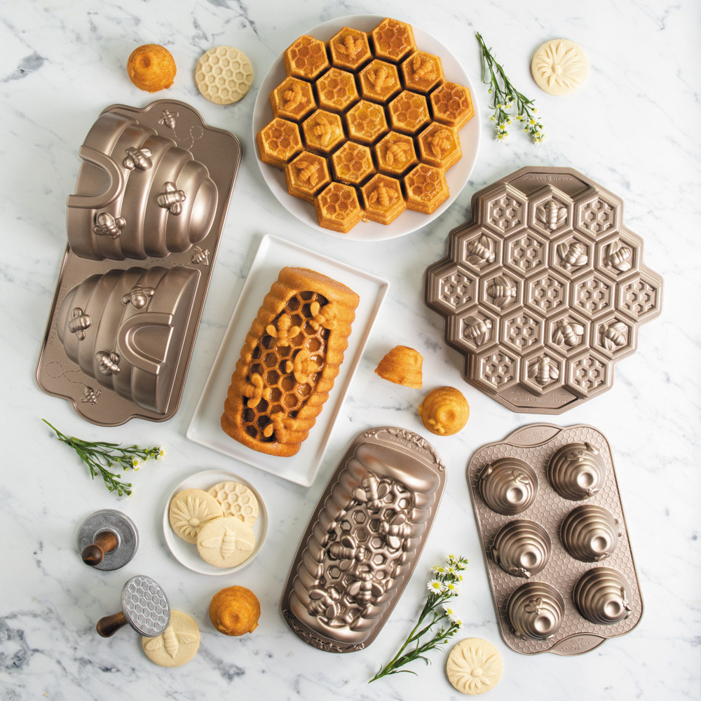 Honey Bees Cookie Stamps | Bakeware Accessories | Nordic Ware
