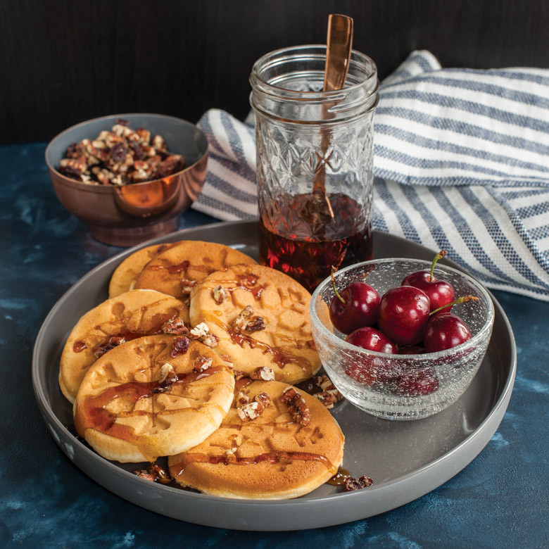 Falling Snowflake Pancake Pan | Cast Aluminum Cookware | Breakfast