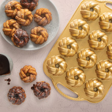 調理器具 Nordic Ware Braided Mini Bundt Pan 75th Anniversary Braided Mini Bundt® Pan | Cast Aluminum Bakeware