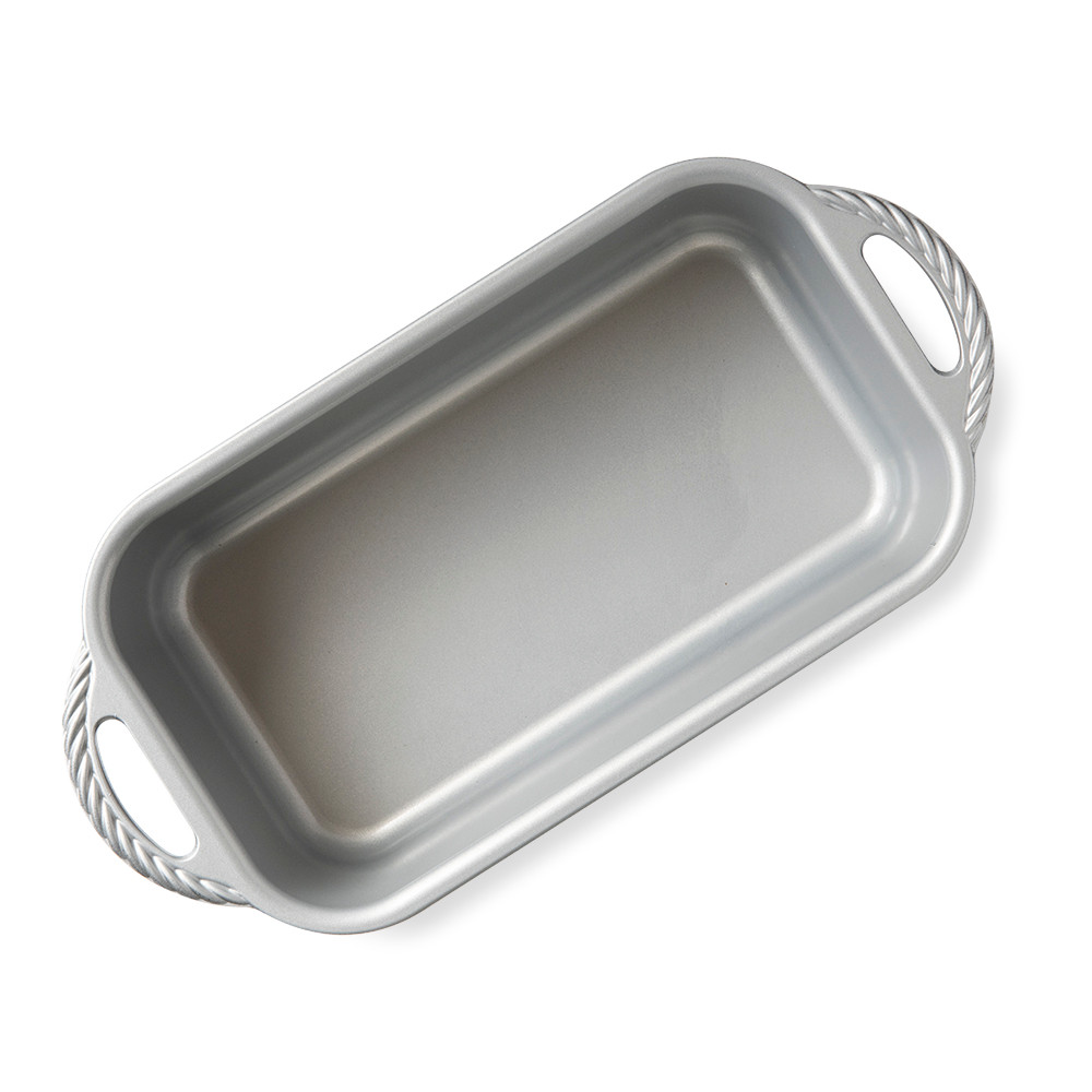 Nordic Ware ProCast aluminum loaf pan interior, rectangular with straight sides, natural silver finish